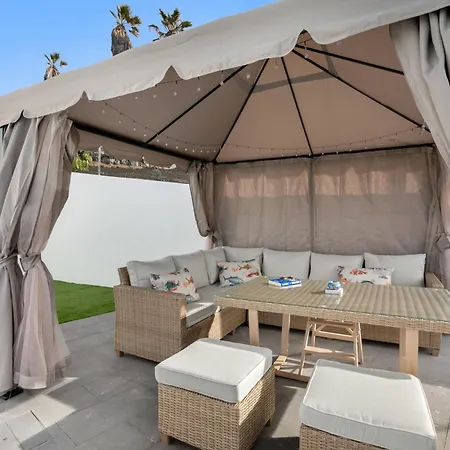 Carlota Villa Garachico